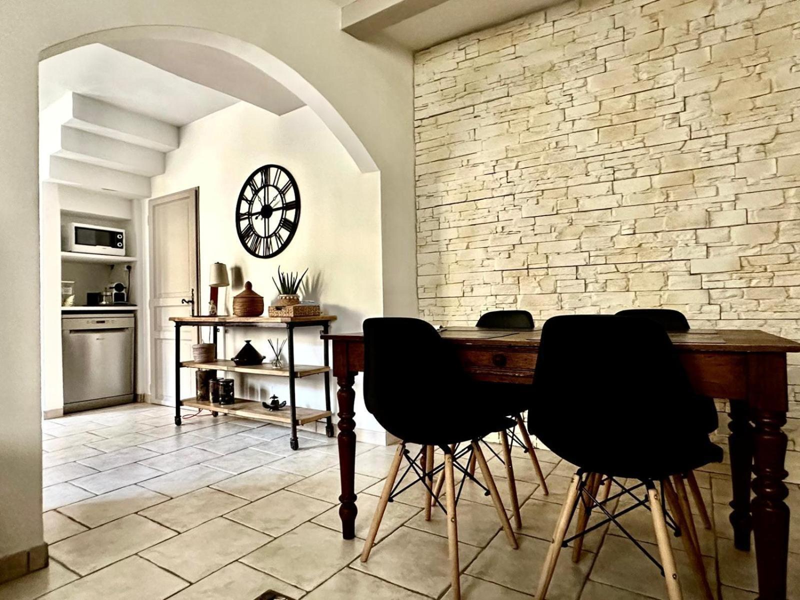 Home 12 Les Vignes Châteauneuf-du-Pape المظهر الخارجي الصورة